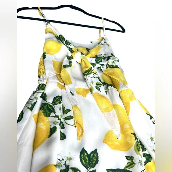 Lida Kate white and yellow lemon print flowy dress size small - Picture 2 of 6